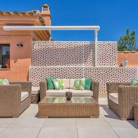 Hacienda Del Sol Penthouse By Finest 에스테포나